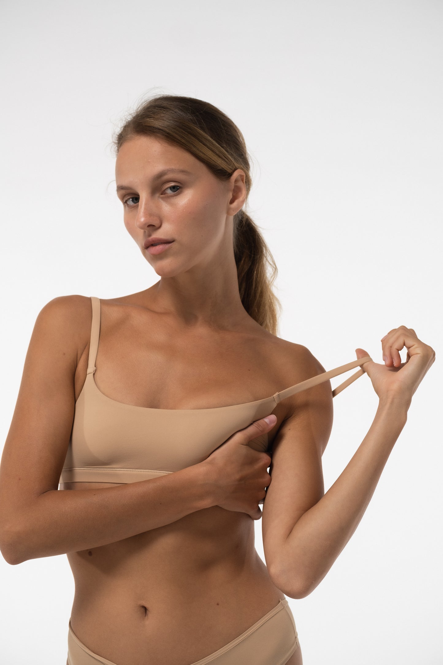 SQUARE NECK BRALETTE ADJUSTABLE STRAPS BEIGE