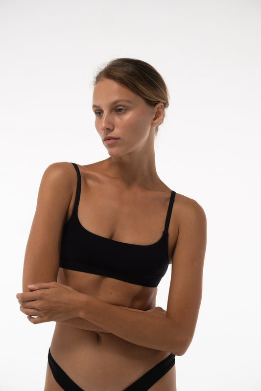 SQUARE NECK COTTON BRALETTE ADJUSTABLE STRAPS BLACK