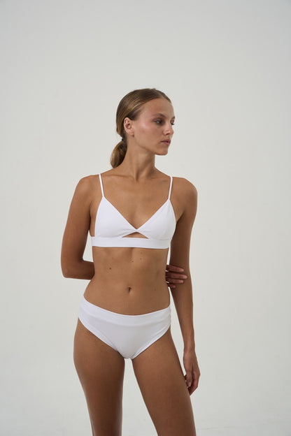 TRIANGLE BRA